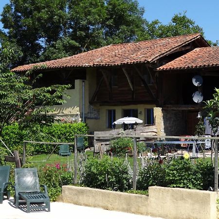 Gîtes Pyrénées Les Trois Montagnes Ganties Exterior foto